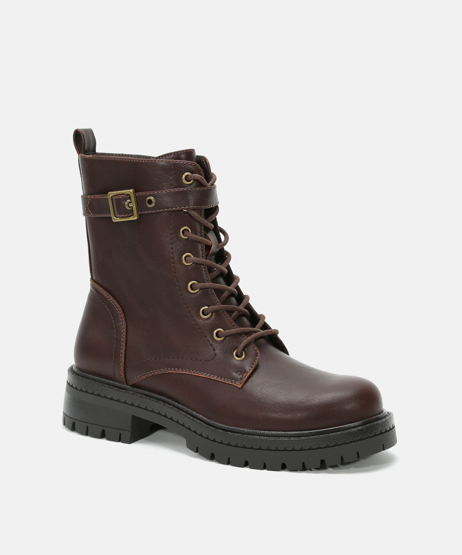 Botins militares fivela